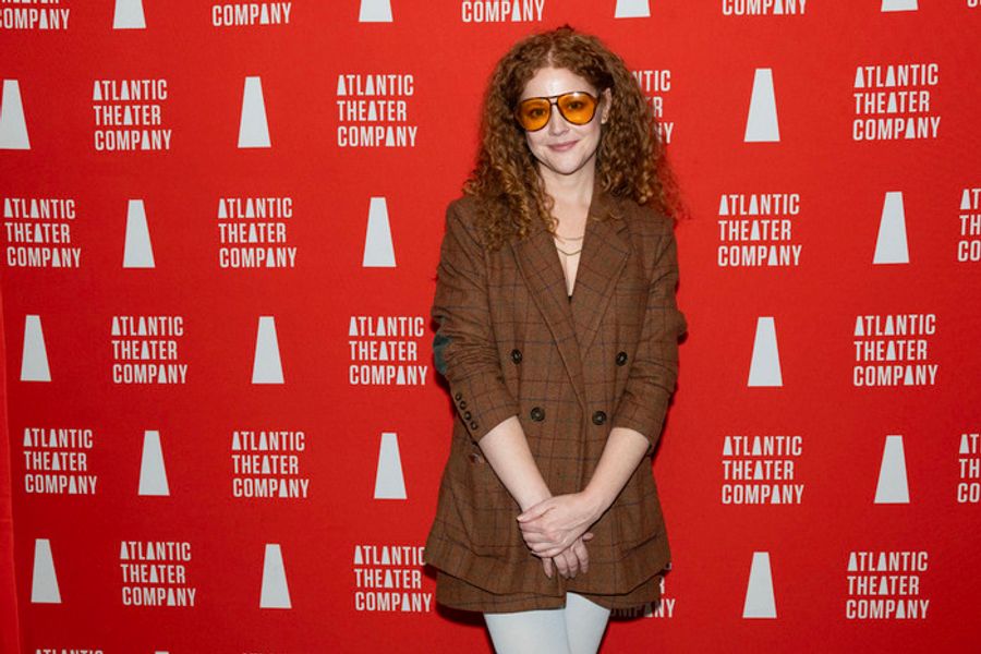 Photos: Aubrey Plaza Shines at LET'S LOVE! Opening Night  Image