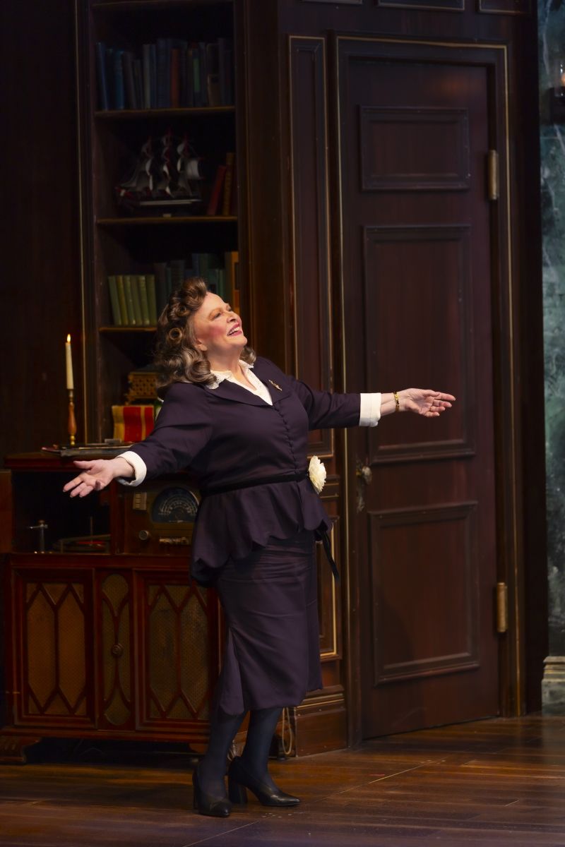 Review: AN OLD-FASHIONED FAMILY MURDER at GSP-The Best Classic Mystery Image