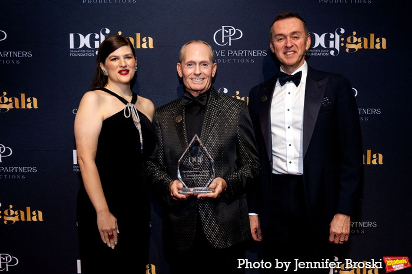 Photos: Stars Walk the Red Carpet at the Dramatists Guild Foundation Gala Photos: Stars Walk the Red Carpet at the Dramatists Guild Foundation Gala Image