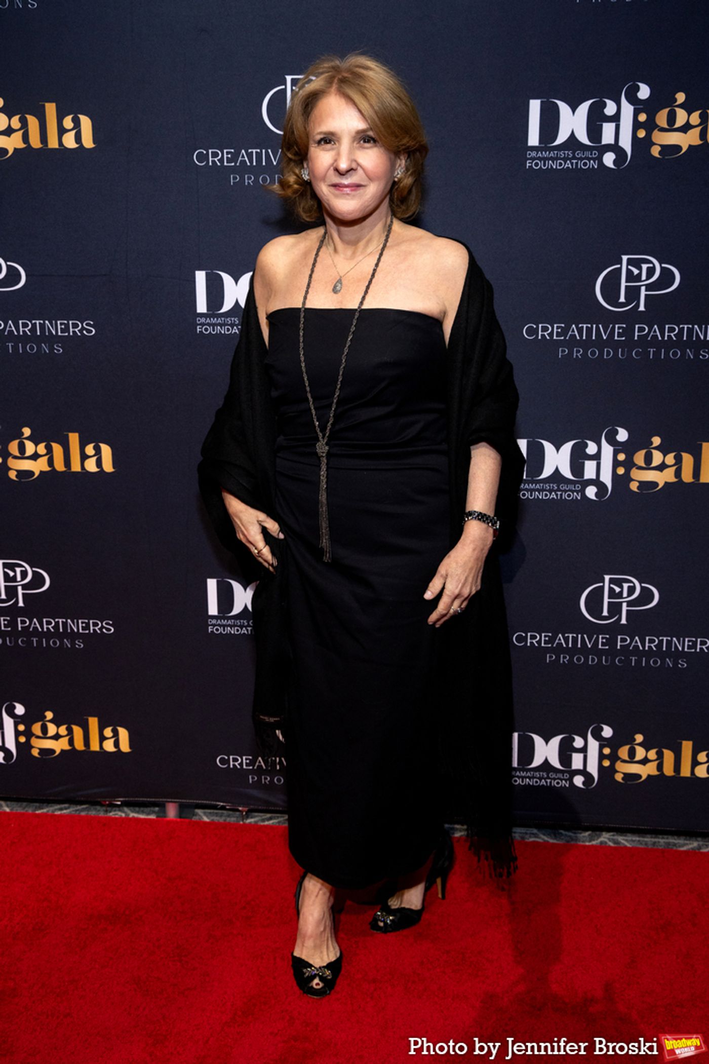Photos: Stars Walk the Red Carpet at the Dramatists Guild Foundation Gala  Image
