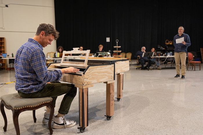 Photos: AMADEUS In Rehearsal At Steppenwolf Theatre — photo 15 of 22