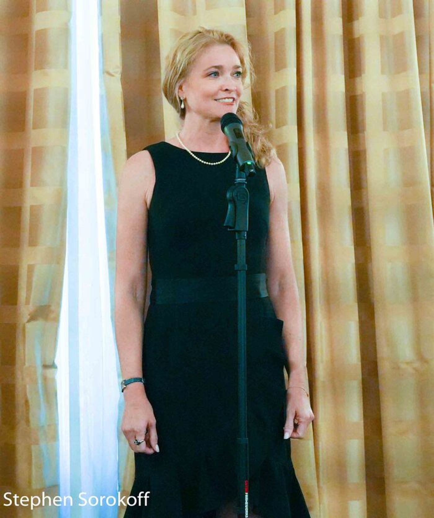 Review: An Audrey Hepburn Afternoon at the Dutch Treat Club  Image