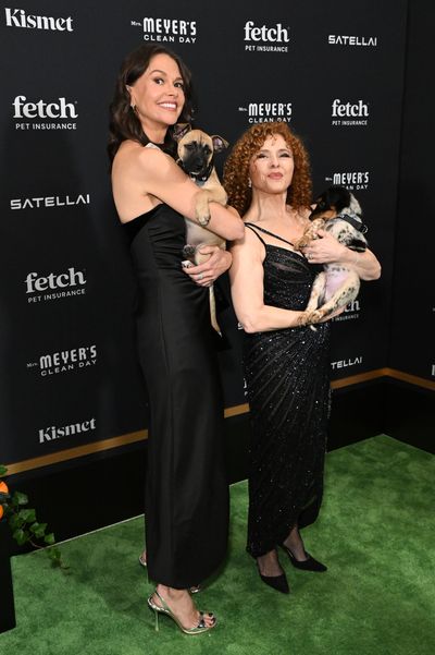 Sutton Foster and Bernadette Peters  Photo