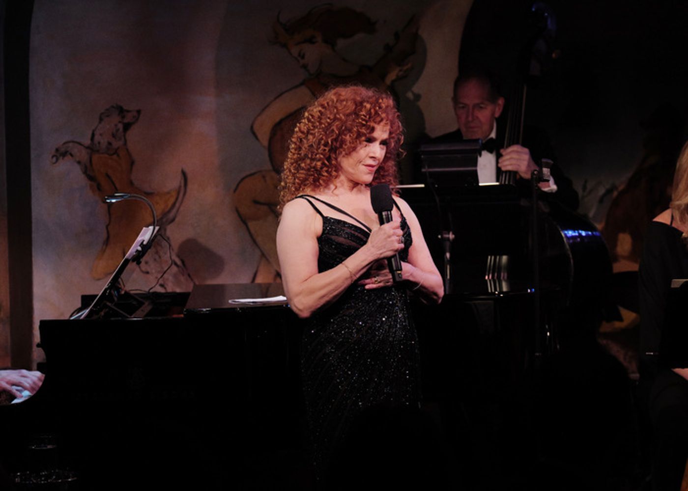 Photos: Sutton Foster, Bernadette Peters Shine at Fetch Gala  Image