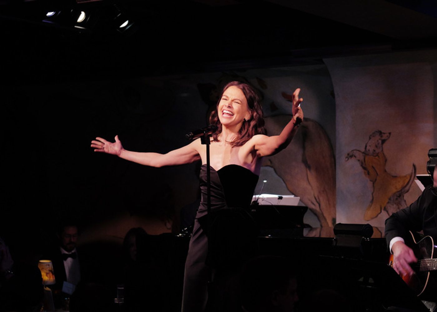 Photos: Sutton Foster, Bernadette Peters Shine at Fetch Gala  Image
