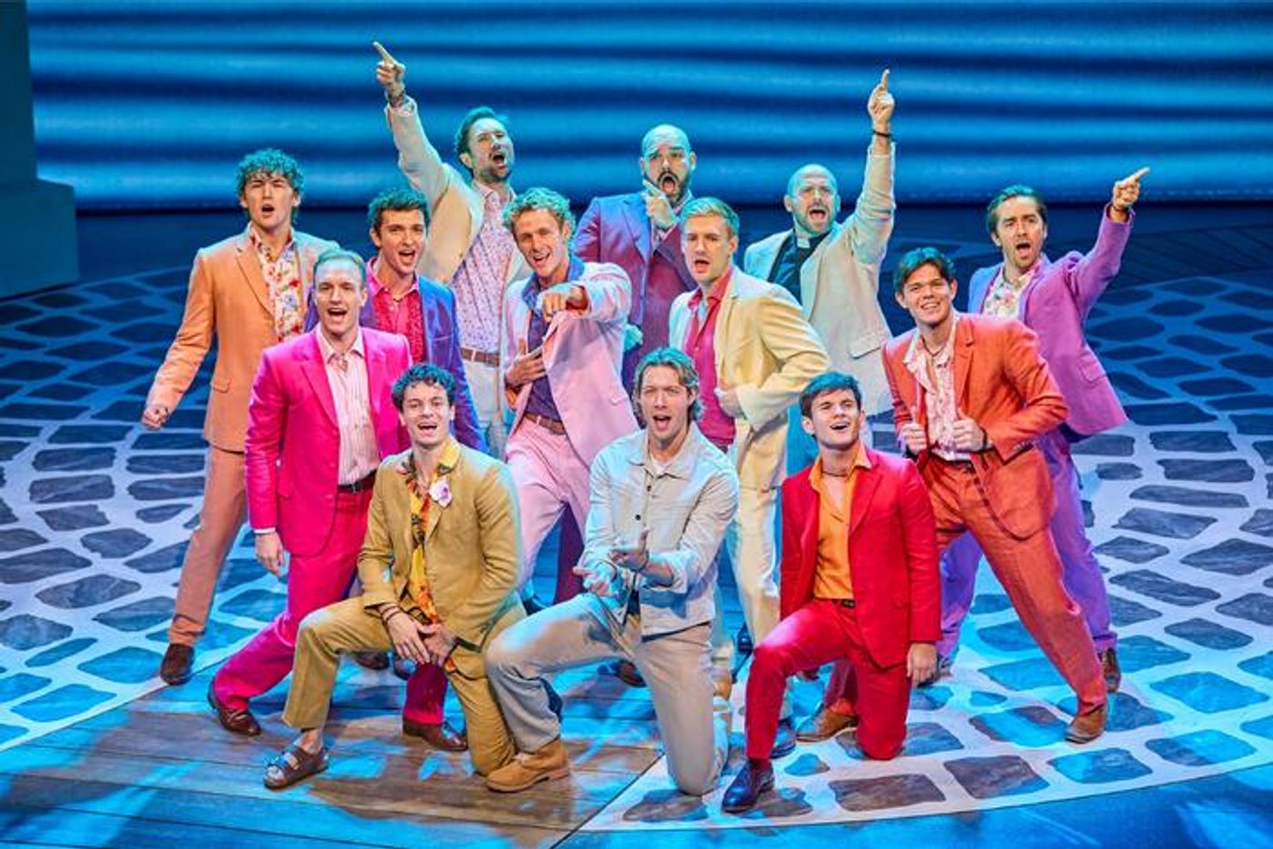 Photos: MAMMA MIA! West End Finds New Cast Photos: MAMMA MIA! West End Finds New Cast Image