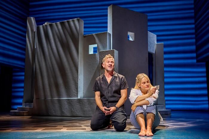 Photos: MAMMA MIA! West End Finds New Cast — photo 32 of 41