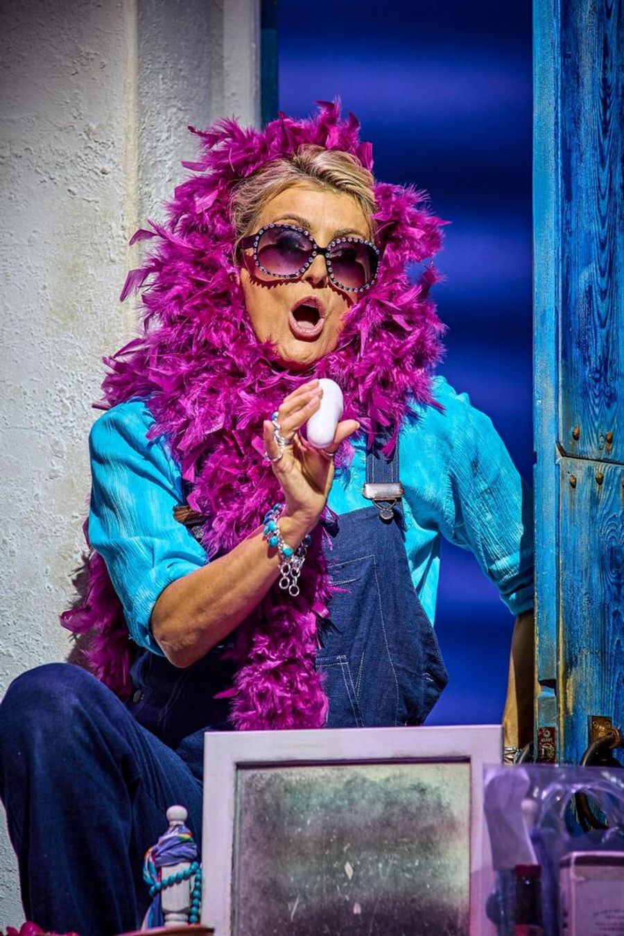 Photos: MAMMA MIA! West End Finds New Cast Image
