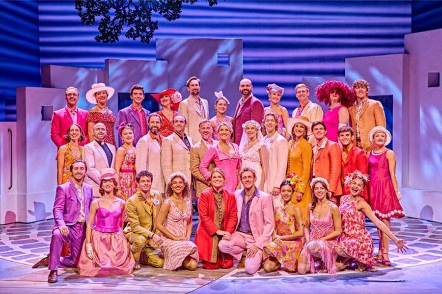 Photos: MAMMA MIA! West End Finds New Cast Image