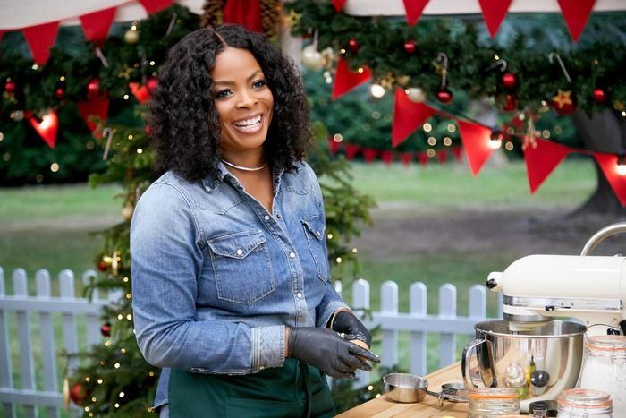 Video/Photos: First-Look at THE GREAT AMERICAN BAKING SHOW: CELEBRITY HOLIDAY Special with Andrew Rannells Video/Photos: First-Look at THE GREAT AMERICAN BAKING SHOW: CELEBRITY HOLIDAY Special with Andrew Rannells Image