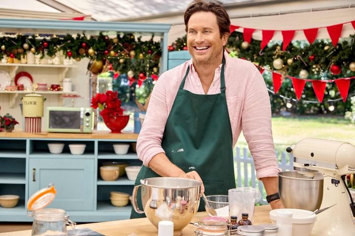 Video/Photos: First-Look at THE GREAT AMERICAN BAKING SHOW: CELEBRITY HOLIDAY Special with Andrew Rannells Video/Photos: First-Look at THE GREAT AMERICAN BAKING SHOW: CELEBRITY HOLIDAY Special with Andrew Rannells Image