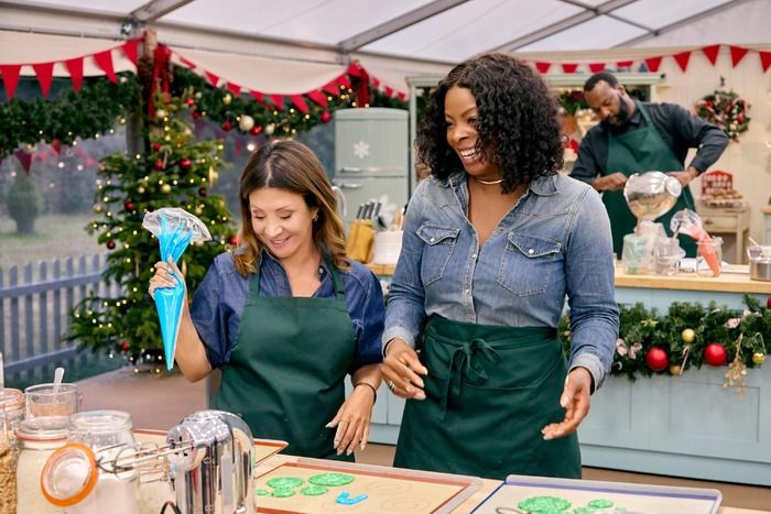 Video/Photos: First-Look at THE GREAT AMERICAN BAKING SHOW: CELEBRITY HOLIDAY Special with Andrew Rannells Video/Photos: First-Look at THE GREAT AMERICAN BAKING SHOW: CELEBRITY HOLIDAY Special with Andrew Rannells Image