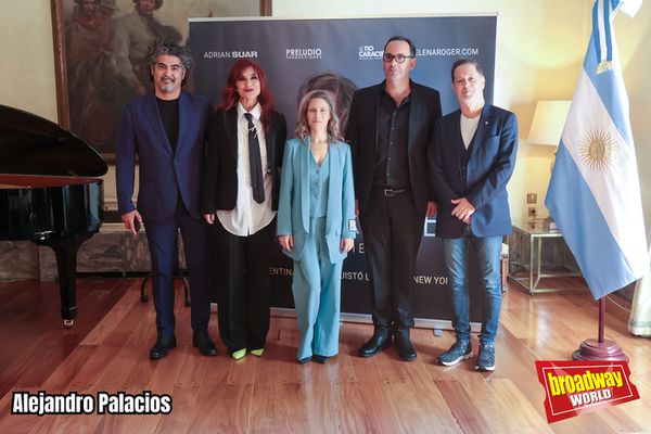 Los productores del concierto junto a Elena Roger Photo