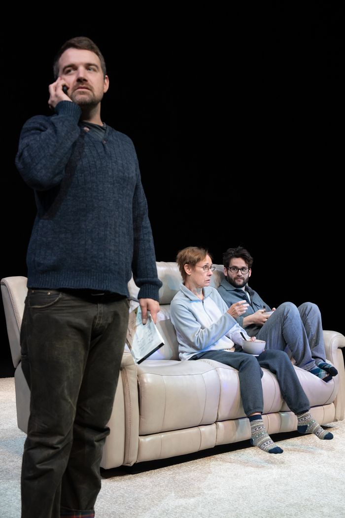 Photos and Video: Laurie Metcalf Shines in LITTLE BEAR RIDGE ROAD — photo 5 of 6