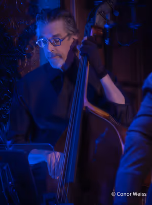 Ritt Henn. Photo credit: Conor Weiss @ BroadwayWorld Ritt Henn. Photo credit: Conor Weiss Photo