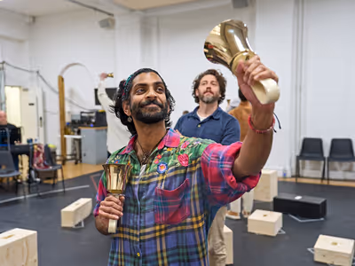 Nuwan Hugh Perera, Stuart Neal Photo