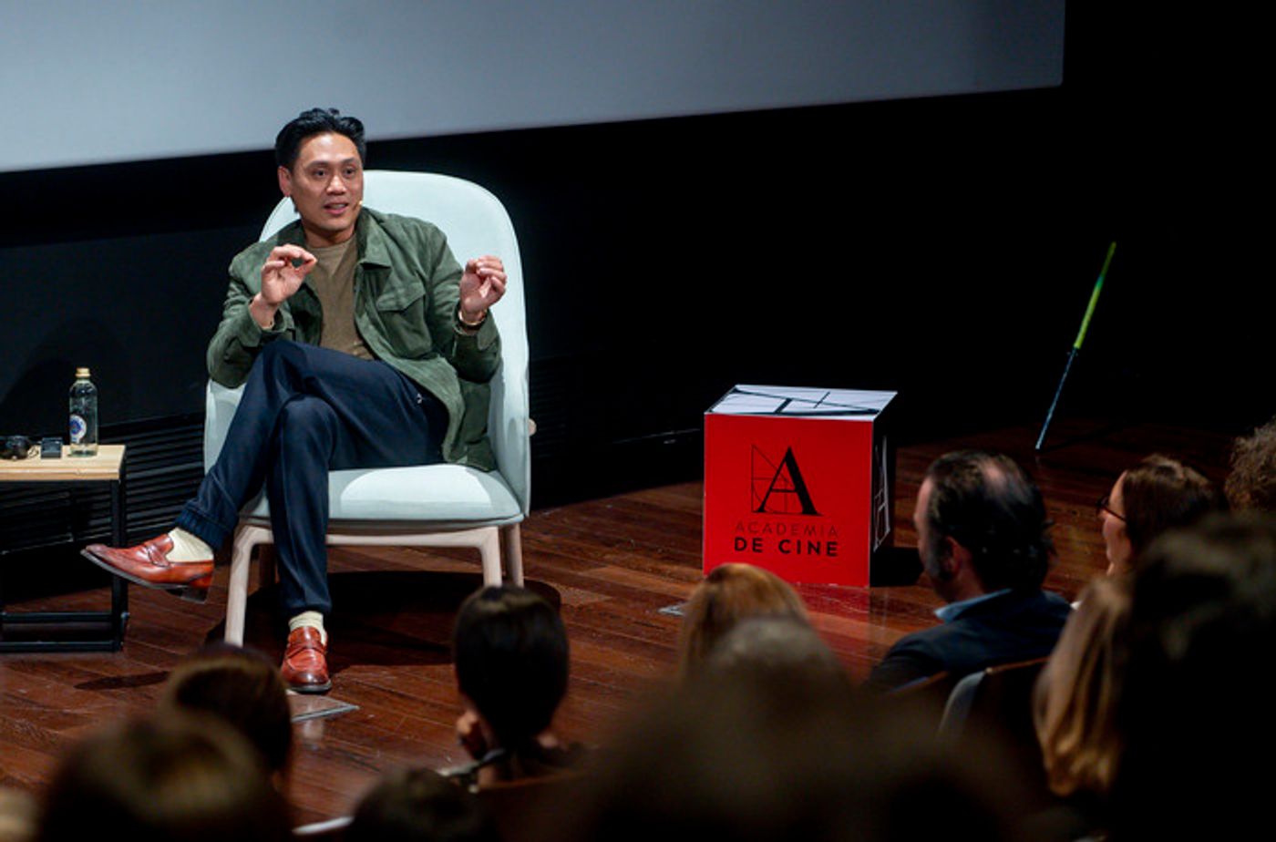 PHOTOS: Jon M. Chu y su pasión por WICKED “Los musicales siempre fueron historias de soñadores” PHOTOS: Jon M. Chu y su pasión por WICKED “Los musicales siempre fueron historias de soñadores” Image