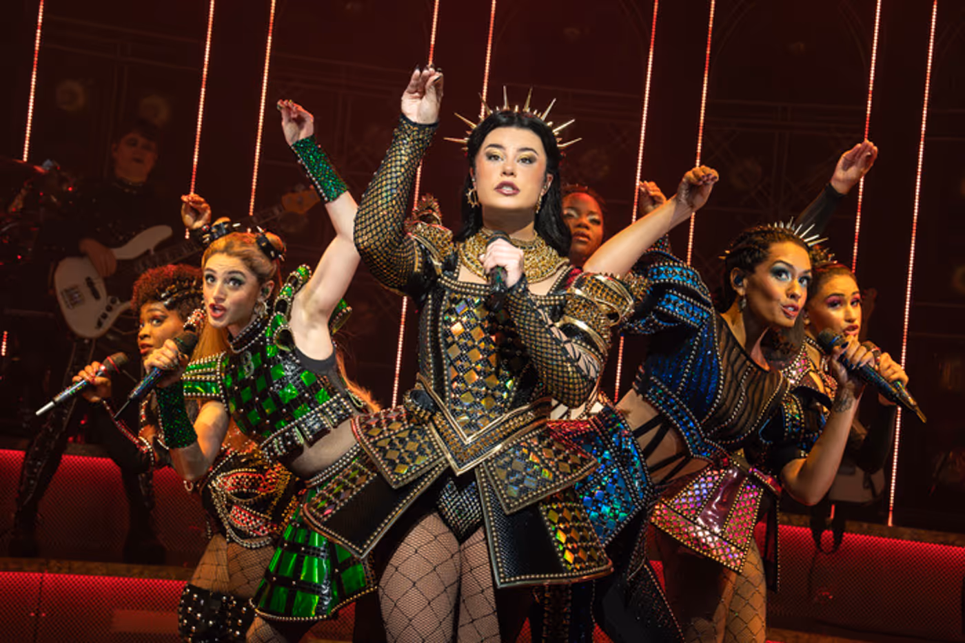Photos: Emma Elizabeth Smith, Nella Cole and More in SIX Tour  Image