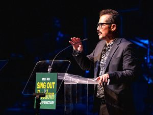 John Leguizamo @ BroadwayWorld John Leguizamo Photo