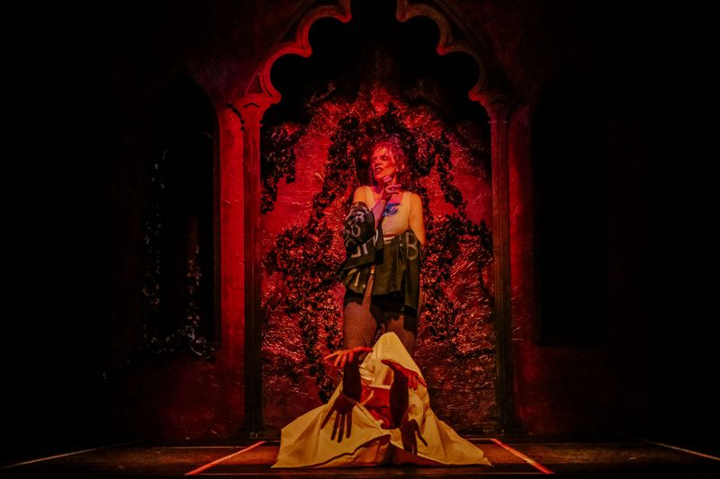 Photos: DRACULA: A FEMINIST REVENGE FANTASY at Santa Fe Playhouse — photo 1 of 12