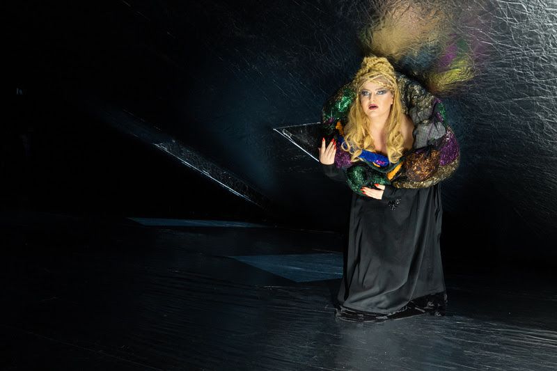 Ambition, Blood, and Guilt: Verdi's MACBETH Is Staged at The Theatro Municipal in A Bold New Production  Image