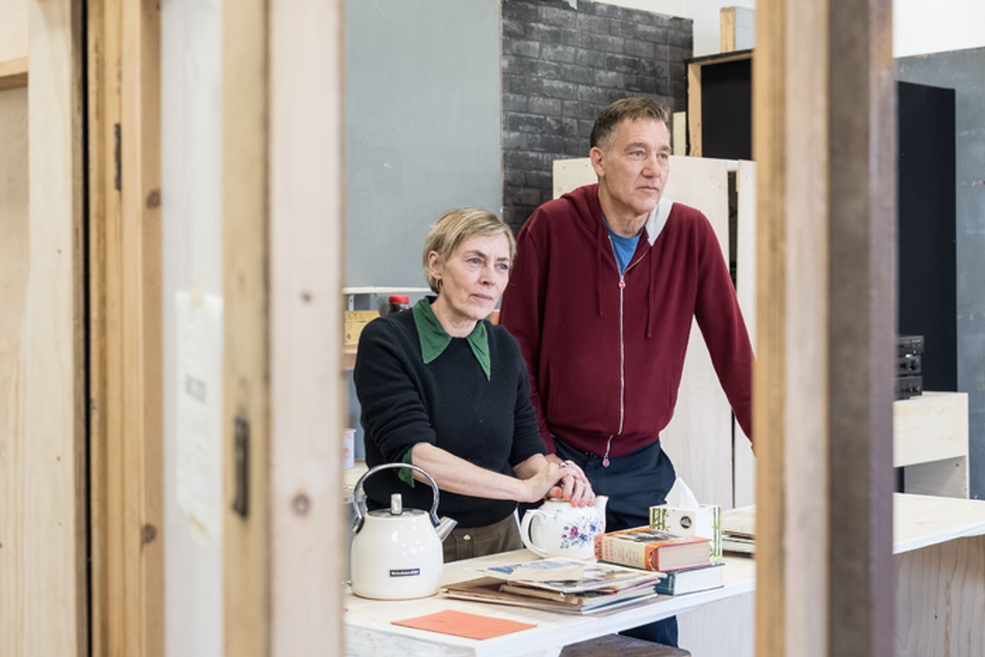 Photos: Clive Owen and Saskia Reeves in Rehearsal For END  Image