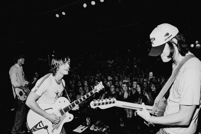 Review: THE RUNAROUNDS at The Revolution Room in Little Rock Image