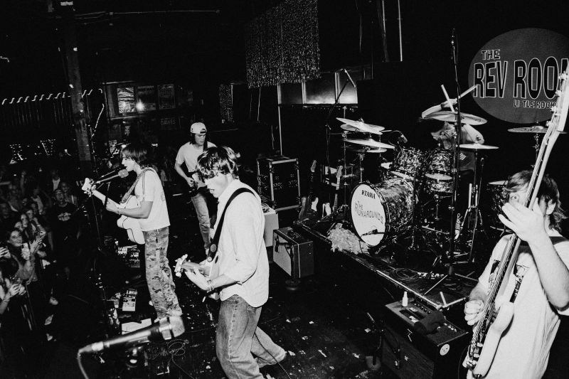 Review: THE RUNAROUNDS at The Revolution Room in Little Rock Image