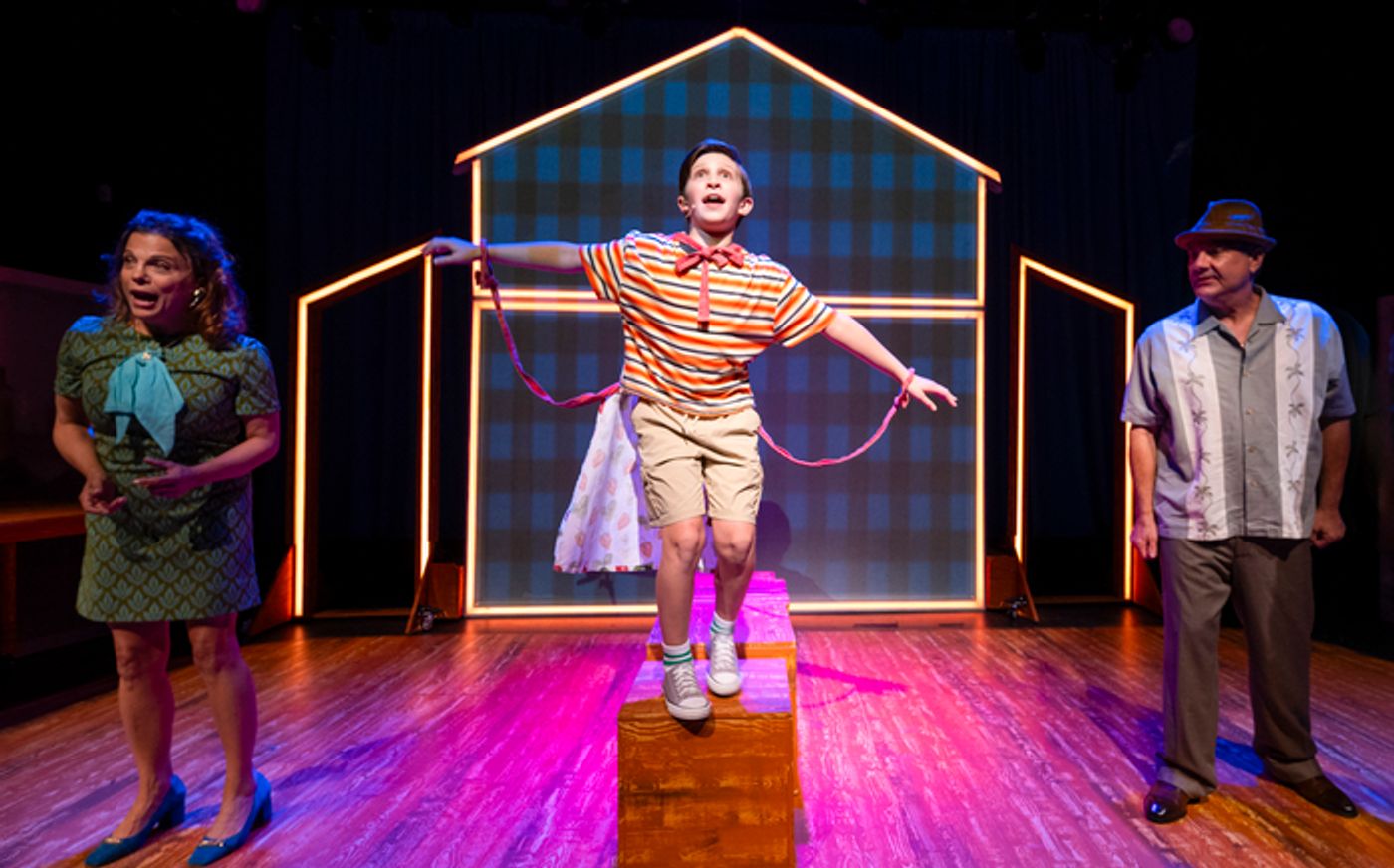 Photos: FIXING FRANKIE At Little Red Light Theatre Photos: FIXING FRANKIE At Little Red Light Theatre Image