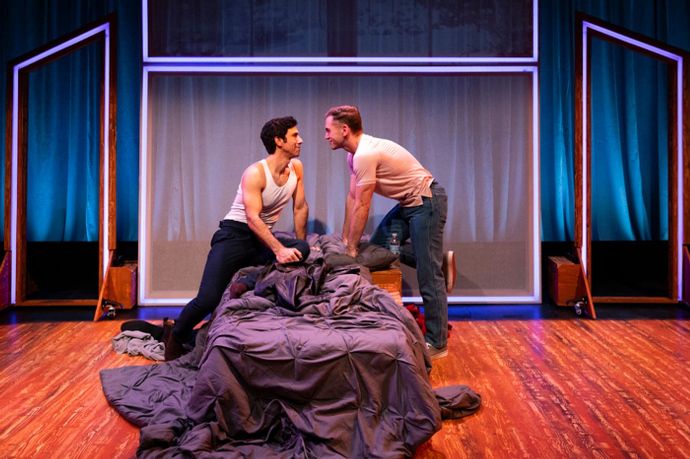 Photos: FIXING FRANKIE At Little Red Light Theatre Photos: FIXING FRANKIE At Little Red Light Theatre Image
