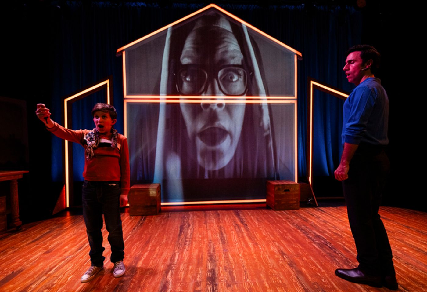 Photos: FIXING FRANKIE At Little Red Light Theatre Photos: FIXING FRANKIE At Little Red Light Theatre Image