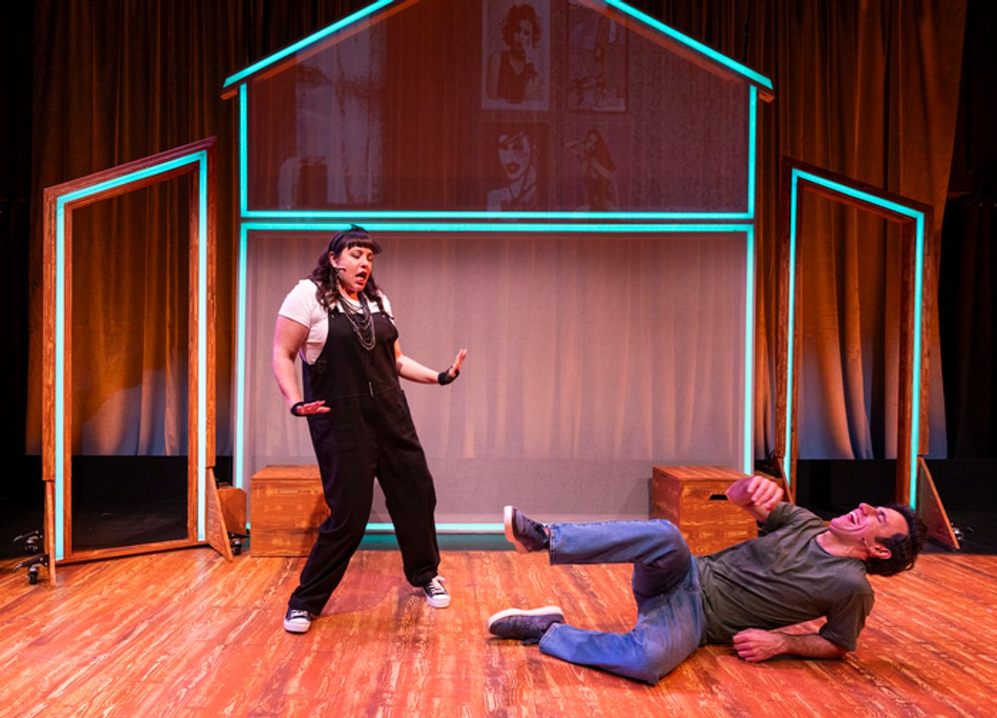 Photos: FIXING FRANKIE At Little Red Light Theatre Photos: FIXING FRANKIE At Little Red Light Theatre Image