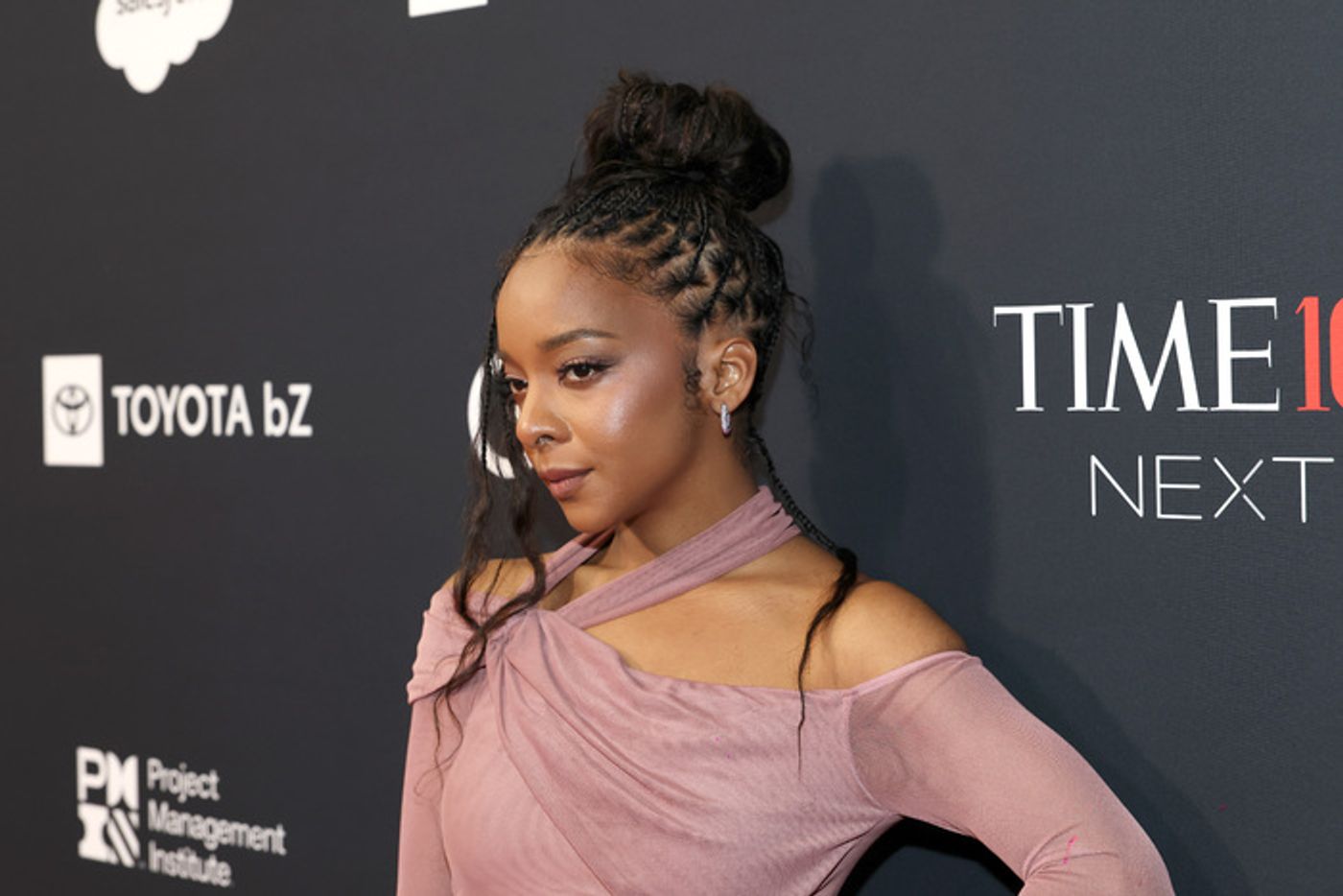 Photos: Jonathan Bailey, Kara Young, Helen J. Shen and More Attend TIME100 Next Gala  Image