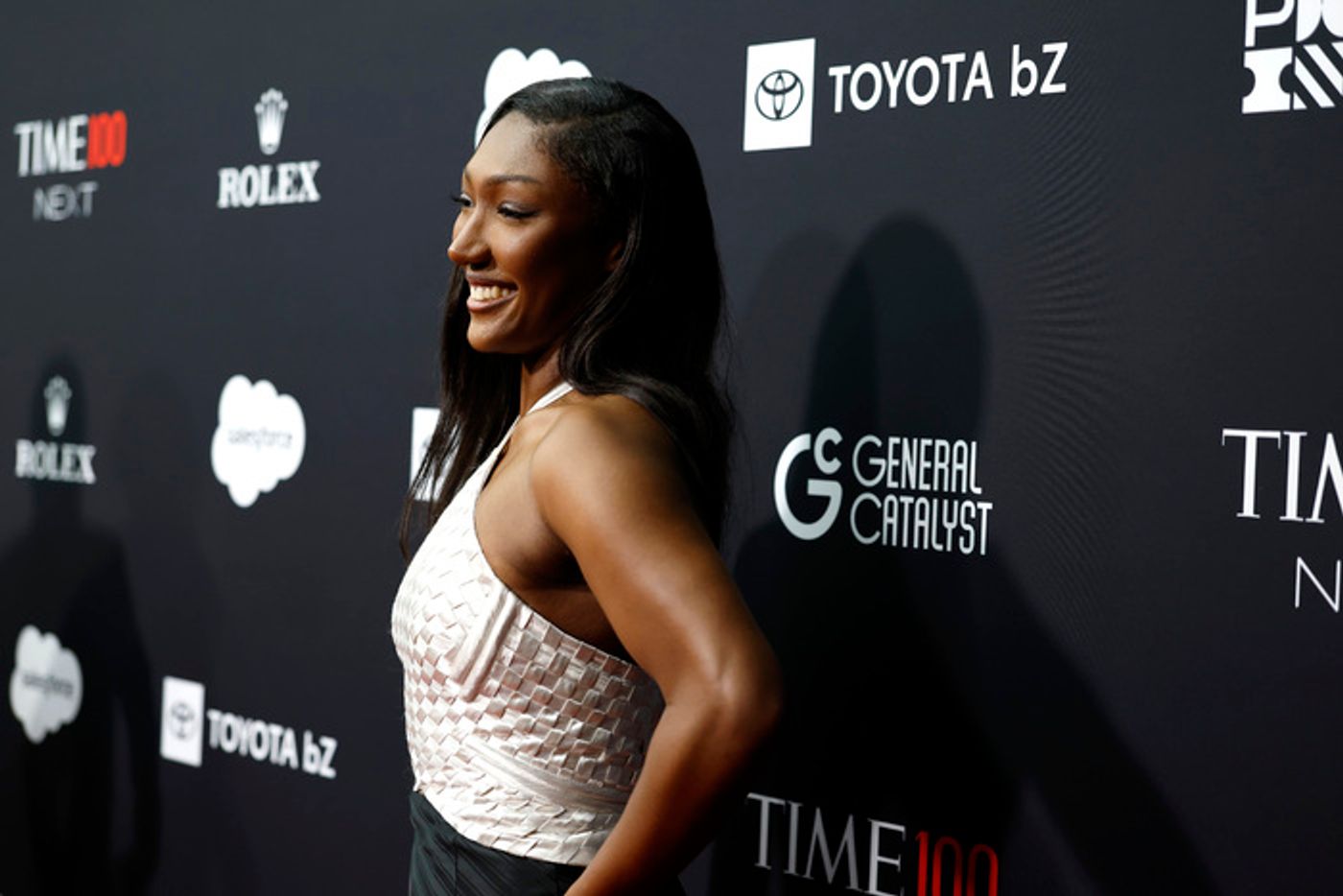 Photos: Jonathan Bailey, Kara Young, Helen J. Shen and More Attend TIME100 Next Gala  Image