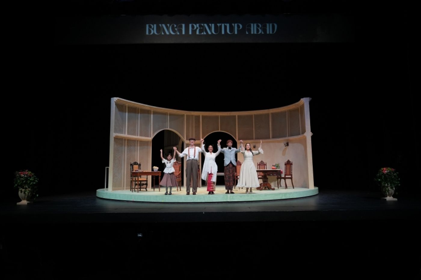 REVIEW: BUNGA PENUTUP ABAD brings Pramoedya’s World to the Stage REVIEW: BUNGA PENUTUP ABAD brings Pramoedya’s World to the Stage Image