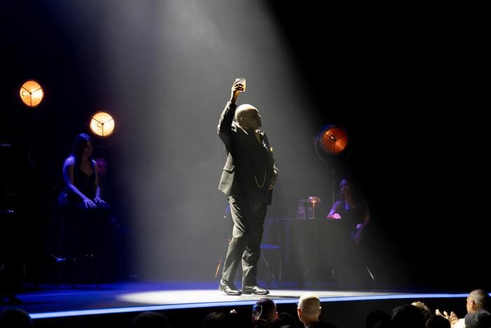 Photos: Don Black's FROM THE HEART at London’s Fortune Theatre — photo 2 of 13