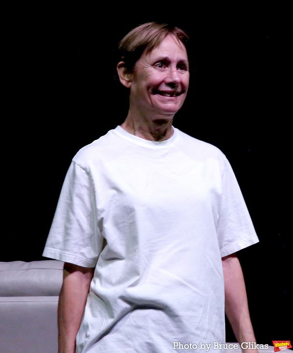 Laurie Metcalf Photo
