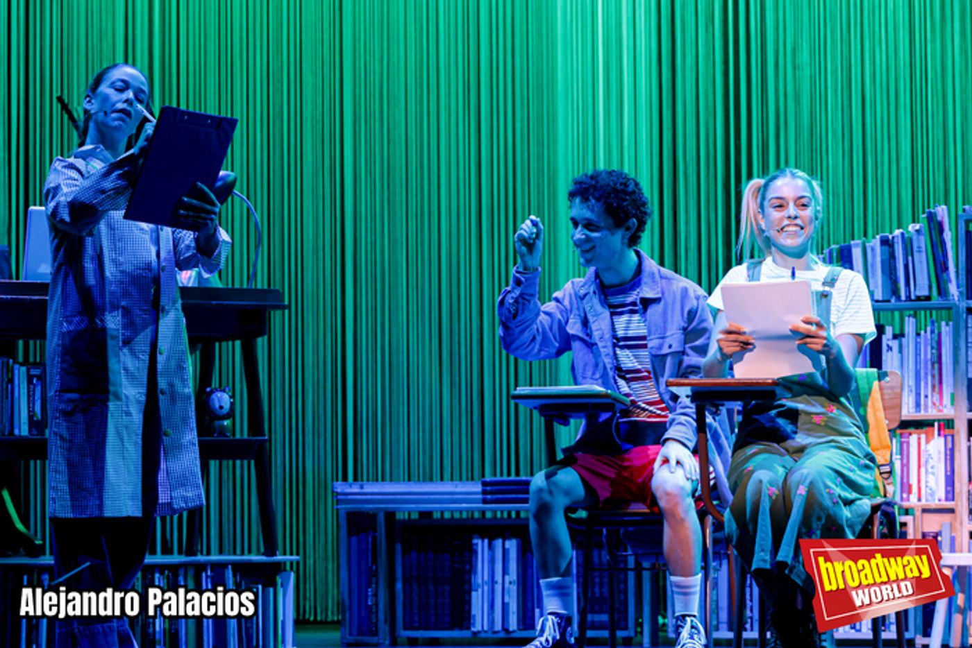 PHOTOS: EL HILO INVISIBLE se presenta en el Alcázar de Madrid PHOTOS: EL HILO INVISIBLE se presenta en el Alcázar de Madrid Image