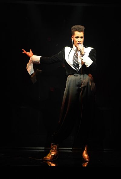 Sarin Monae West Photo