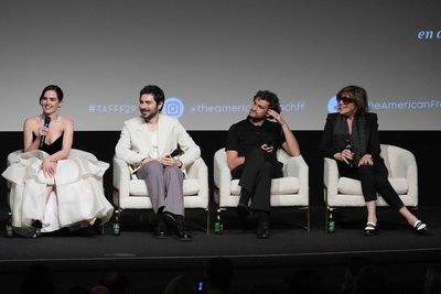 LOS ANGELES, CALIFORNIA - OCTOBER 30: (L-R) Zoey Deutch, Guillaume Marbeck, Aubry Dul Photo
