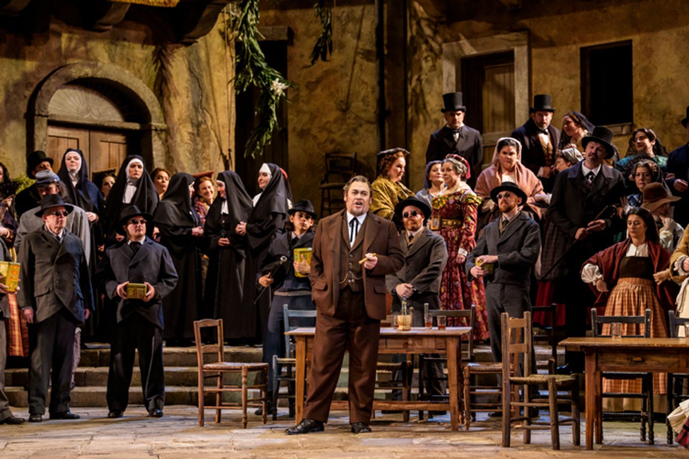 Photos: CAVALLERIA RUSTICANA and PAGLIACCI at the Lyric Opera of Chicago Photos: CAVALLERIA RUSTICANA and PAGLIACCI at the Lyric Opera of Chicago Image