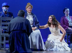 Brendan Wahlers, Rudy Martinez, Stacey Linnarts, Carrie Keating, and Monica Ross @ BroadwayWorld Brendan Wahlers, Rudy Martinez, Stacey Linnarts, Carrie Keating, and Monica Ross Photo