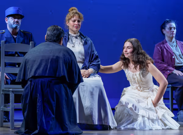 Brendan Wahlers, Rudy Martinez, Stacey Linnarts, Carrie Keating, and Monica Ross Photo