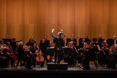 Eun Sun Kim and the San Francisco Opera Orchestra Photo