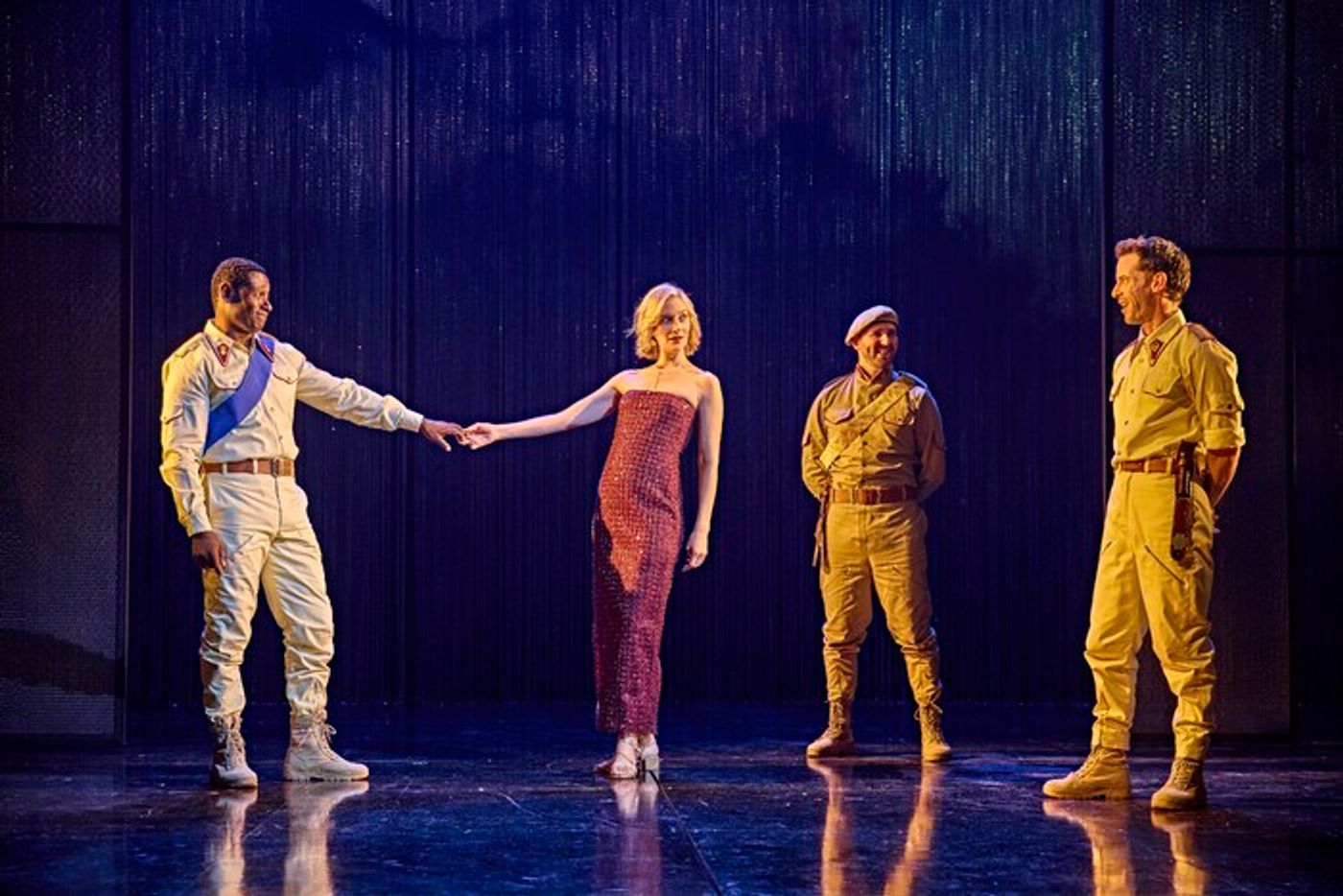 Photos: David Harewood, Toby Jones, and Caitlin FitzGerald in OTHELLO  Image