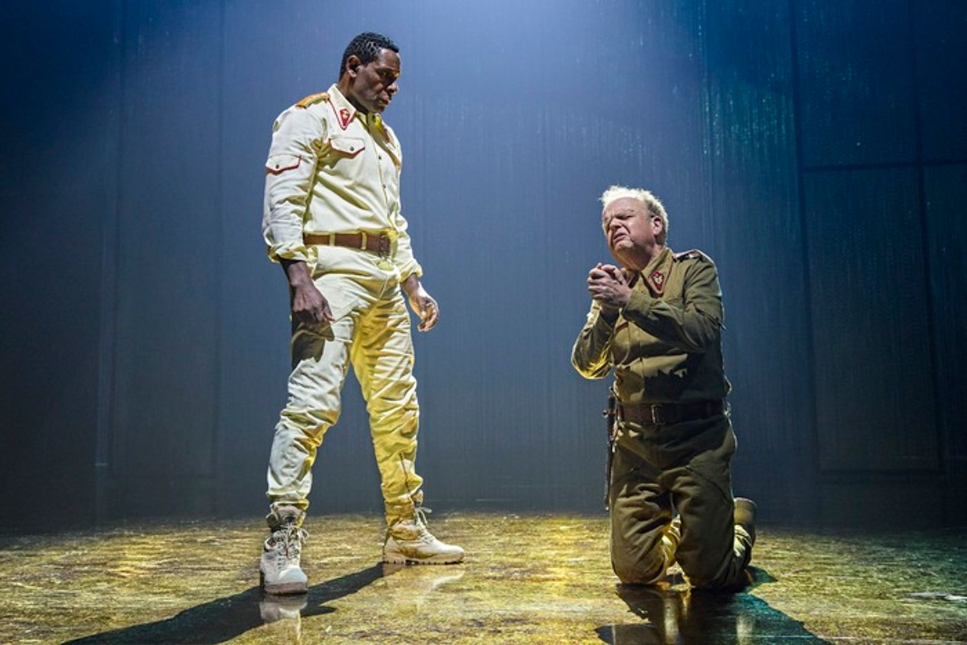 Photos: David Harewood, Toby Jones, and Caitlin FitzGerald in OTHELLO  Image