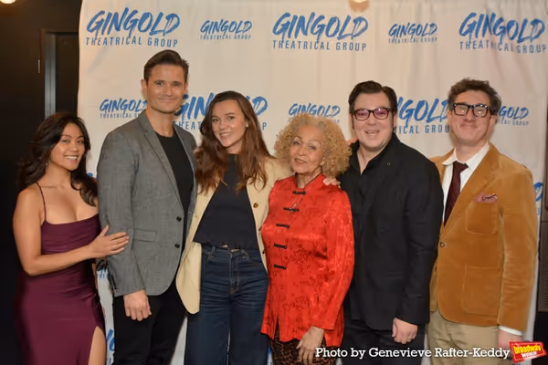 Teresa Avia Lim, Mark Evans Synnøve Karlsen, Lizan Mitchell, Matt Wolpe and Carson E Photo