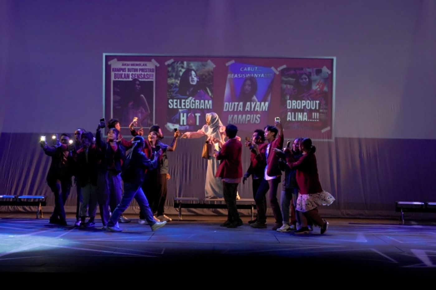 Review: MBK & IKJ’s Musical PENGIN HIJRAH: A Spectacle Lost in Translation Review: MBK & IKJ’s Musical PENGIN HIJRAH: A Spectacle Lost in Translation Image