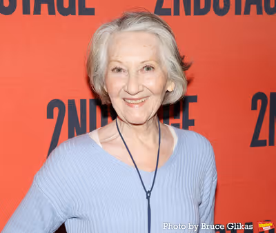 Barbara Kingsley  Photo