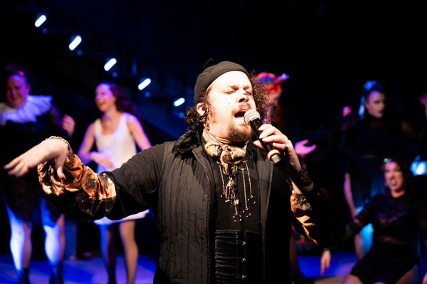 Photos: I'M THAT WITCH Enchants Chelsea Table + Stage  Image